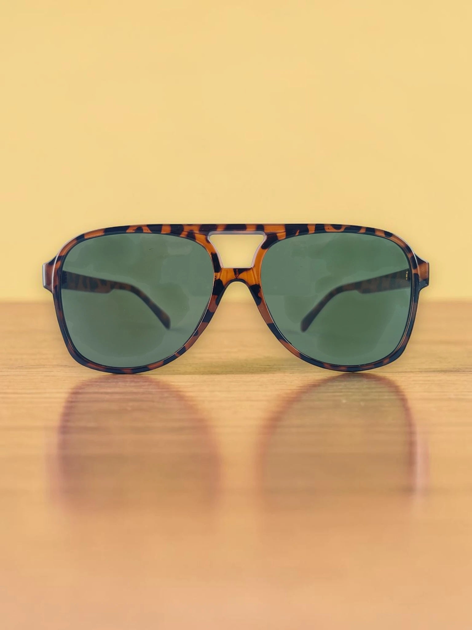 Retro Luxe Oversized Sunglasses